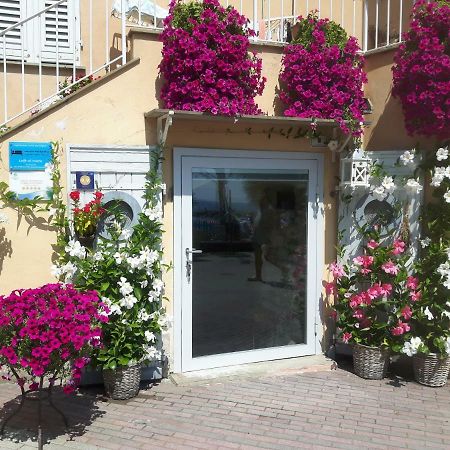 샌로렌조알메어 Loft Al Mare 빌라 외부 사진