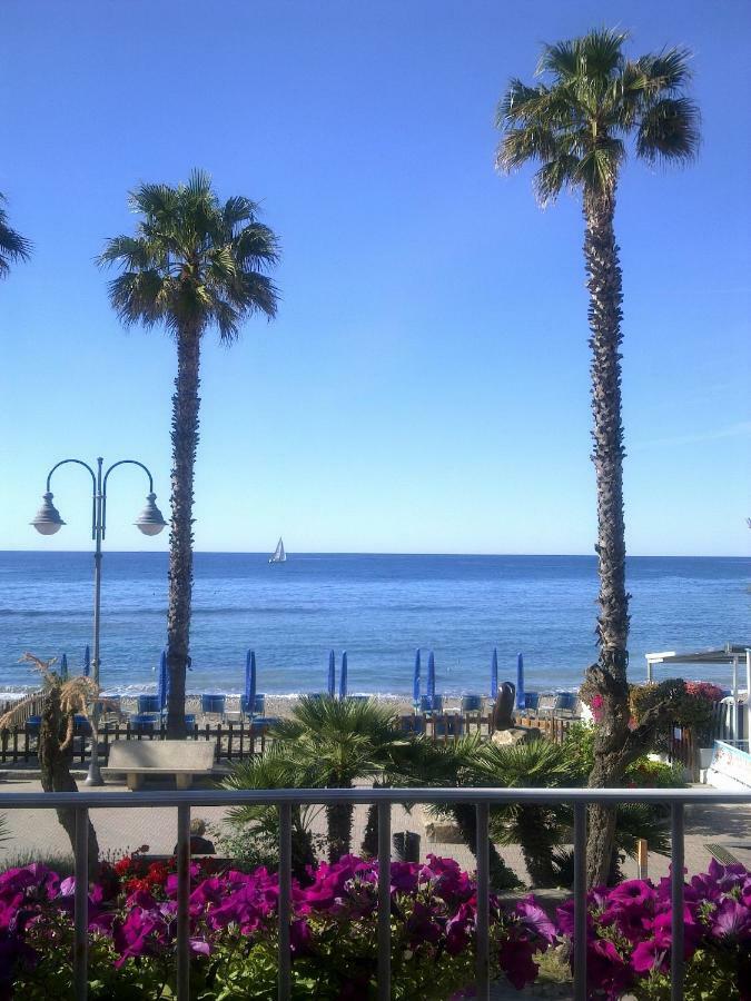 샌로렌조알메어 Loft Al Mare 빌라 외부 사진
