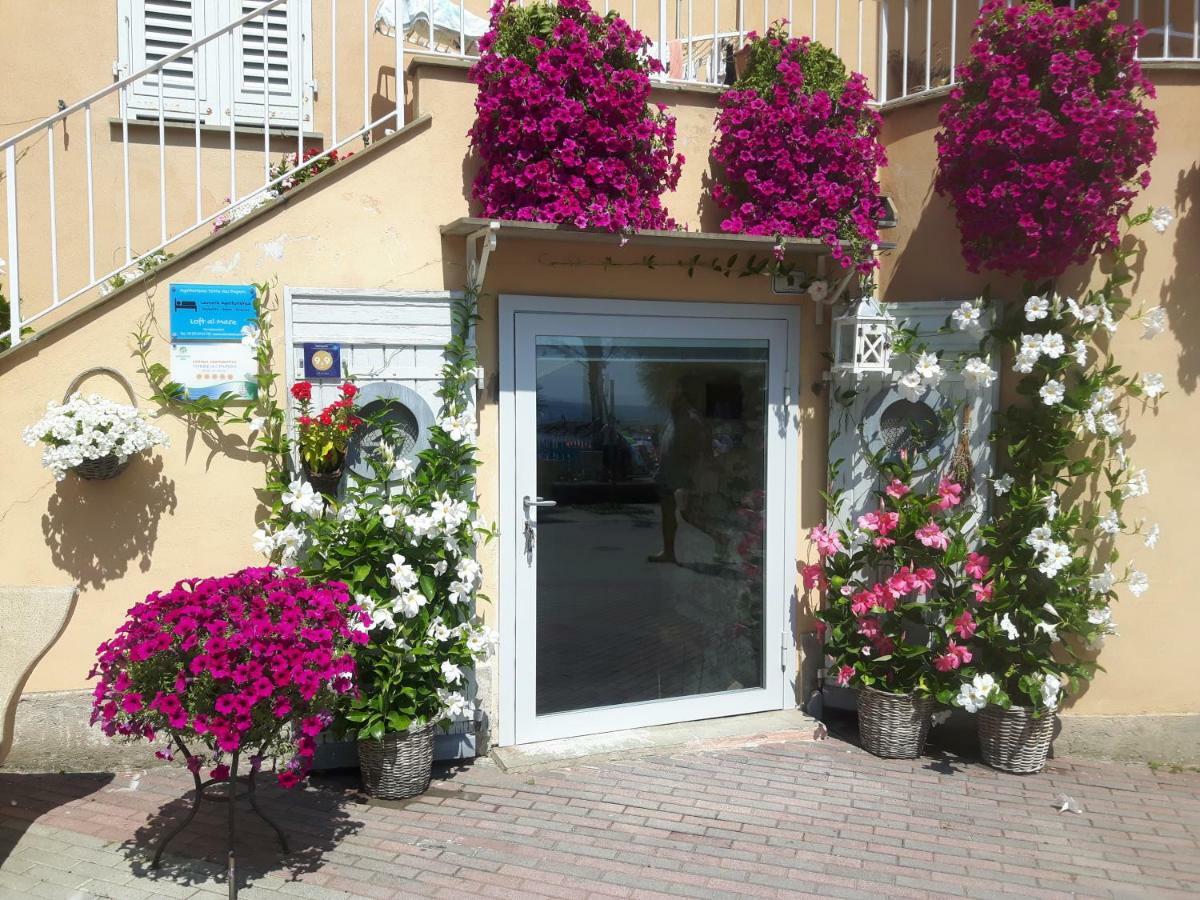 샌로렌조알메어 Loft Al Mare 빌라 외부 사진